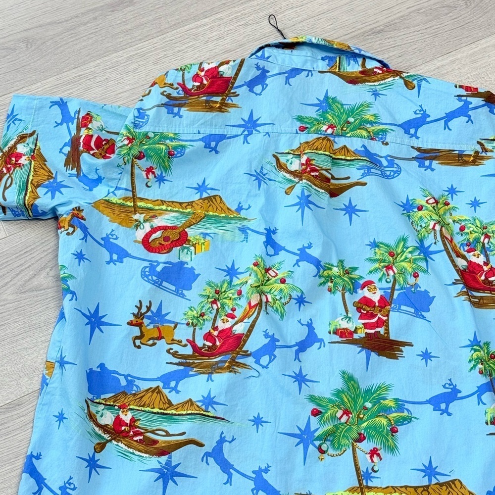 Hawaiian Christmas Womens Shirt - Picture 14 of 16